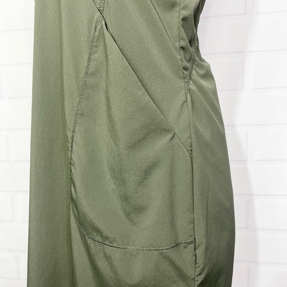 NWOT |•INDYGENA•| Hunter Green Activewear Dress Size Medium - Picture 6 of 16